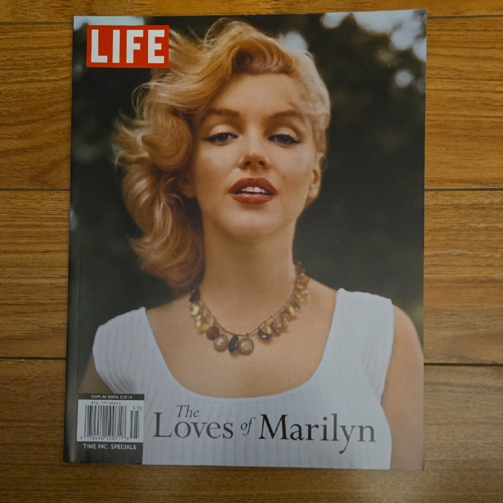 LIFE Magazine "The Loves of Marilyn" Cover Issue